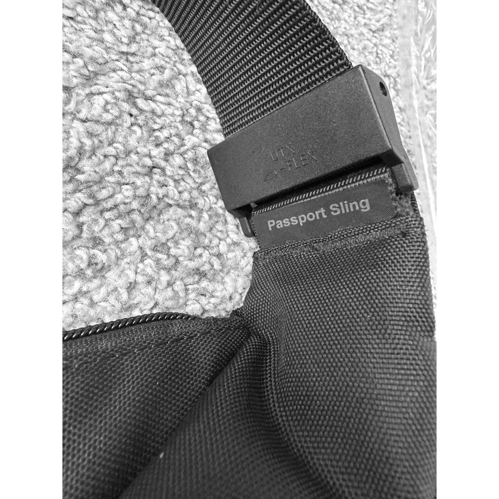 Lowepro Passport Sling Camera Bag Black DSLR Messenger Crossbody Case - Picture 3 of 8